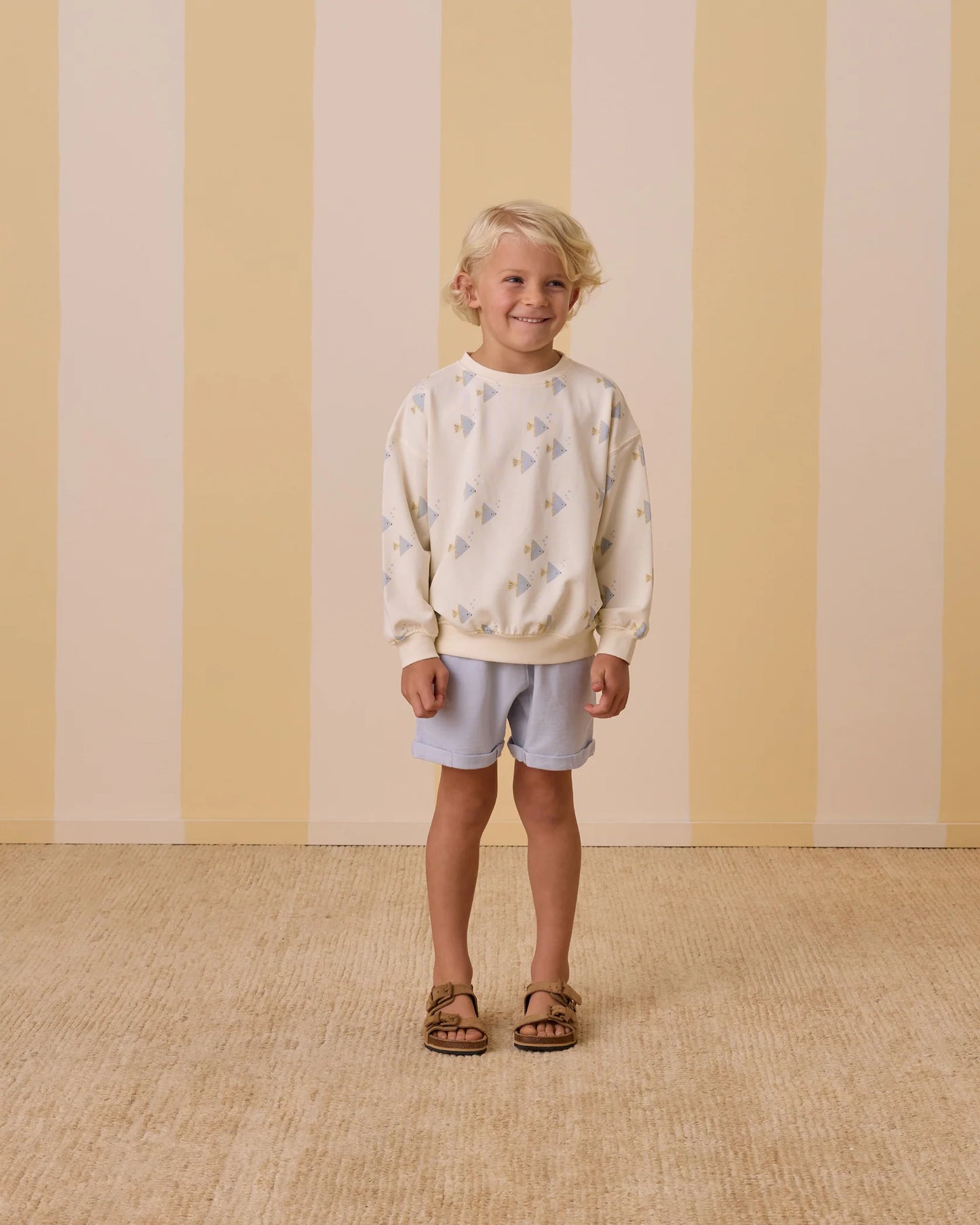 Relaxed Short Light Blue