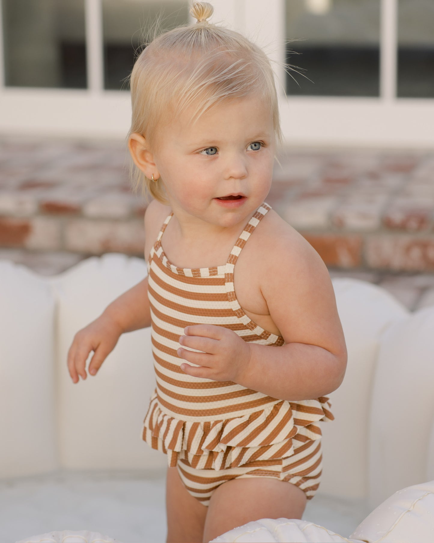 Ruffled one-piece swimsuit (clay stripe)