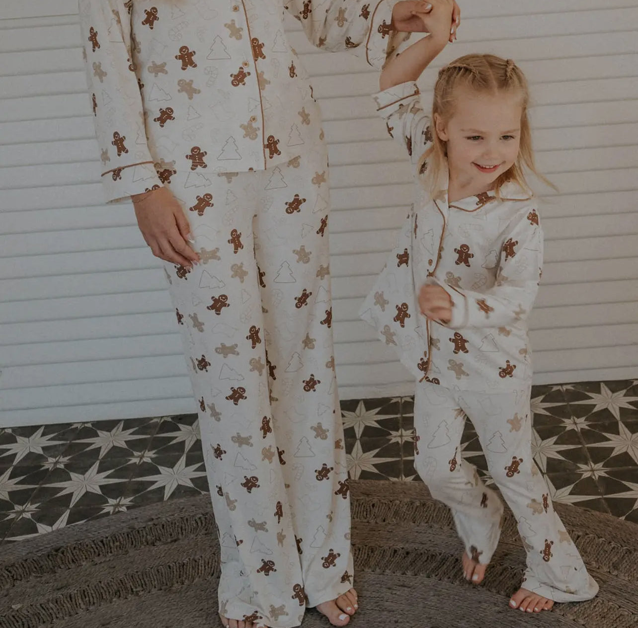Gingerbread girls bamboo flare set