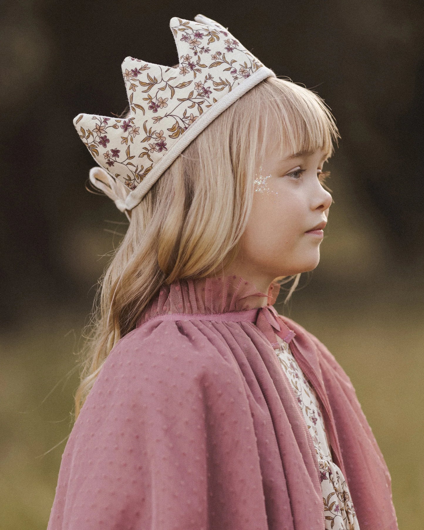 Crown & Wand (fig floral)