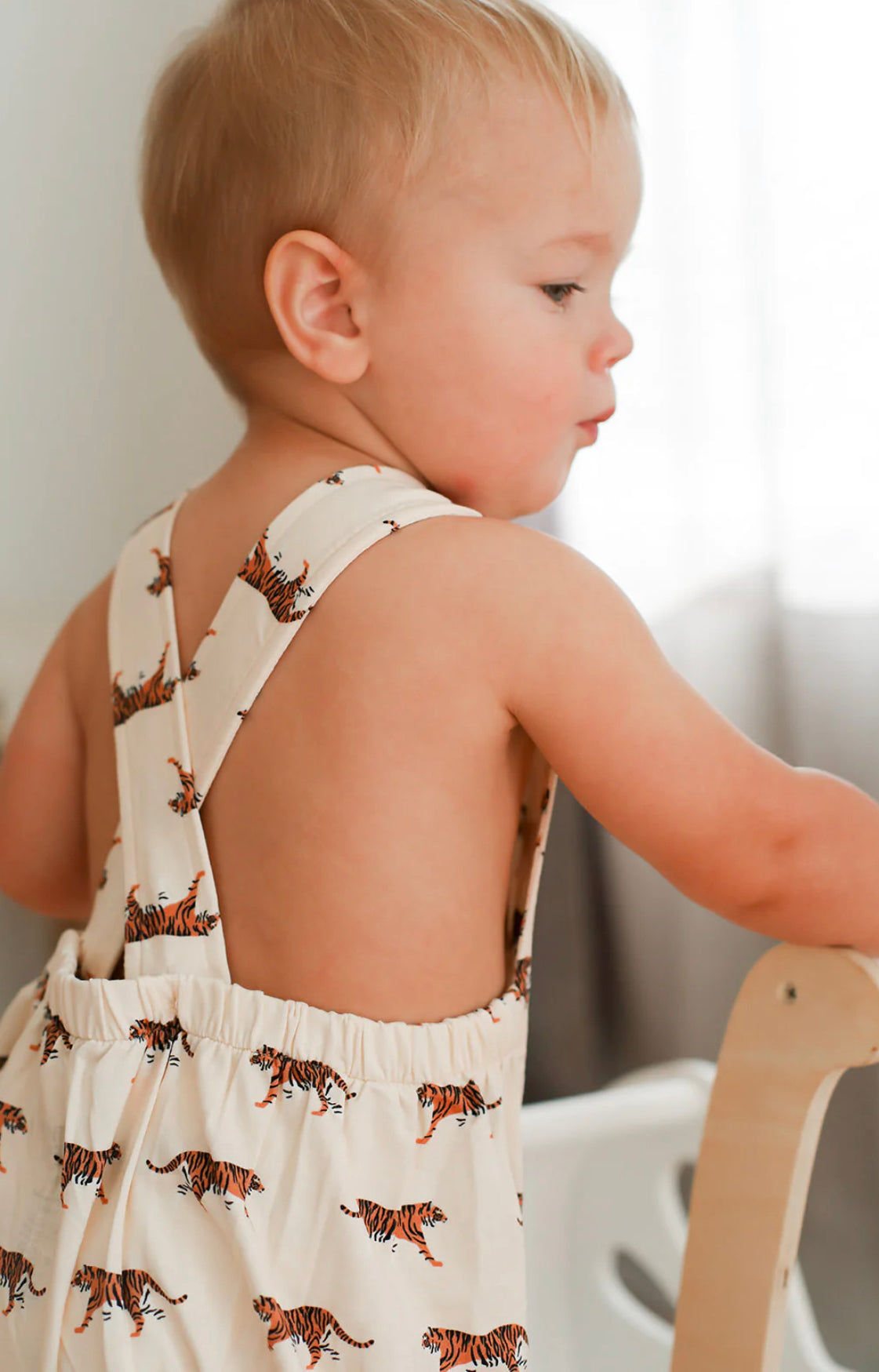 Tiger Bamboo Sun Bubble with Adjustment Straps