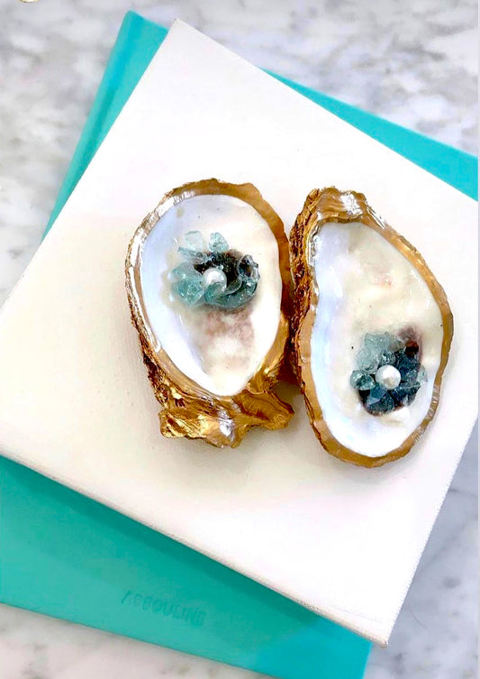 Double Oyster Canvas