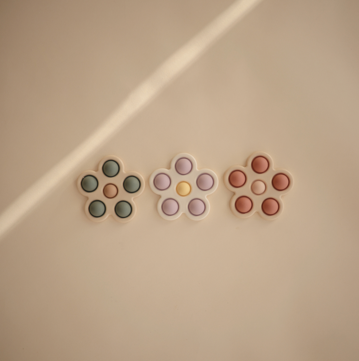 Flower Press Toy (Dried Thyme/Natural/Shifting Sand)