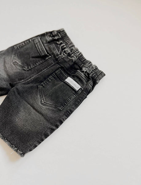 Bermuda Denim Shorts (faded black)