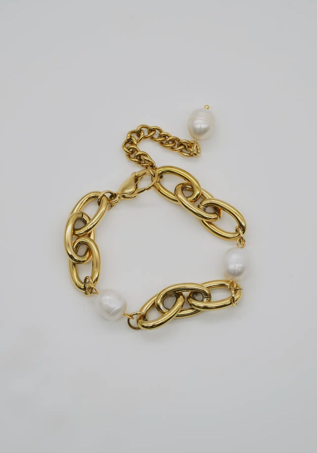 Chunky Chain Bracelet with Pearls