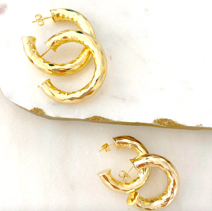 Cleo Hoop